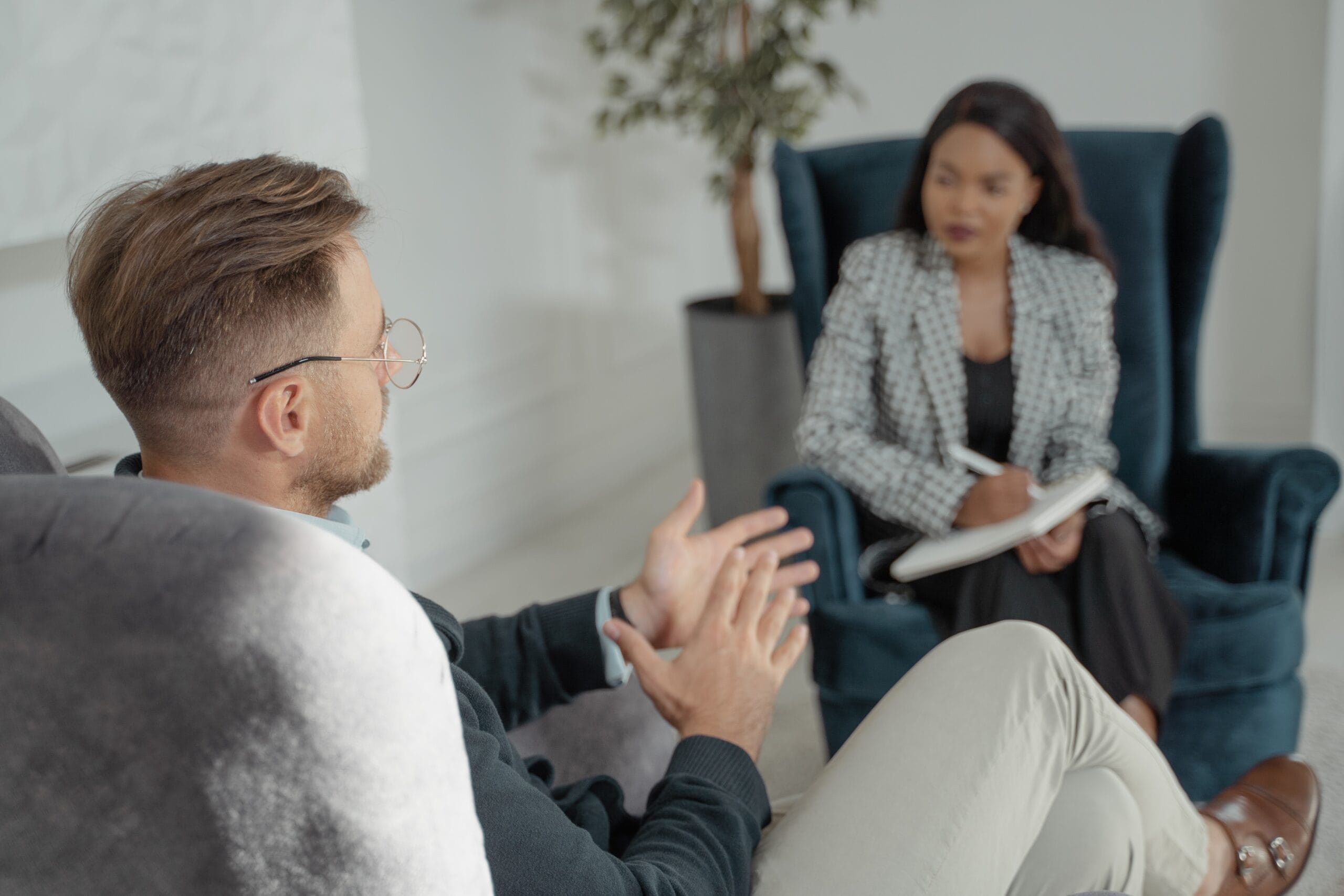 Hiring managers guide to interview body language